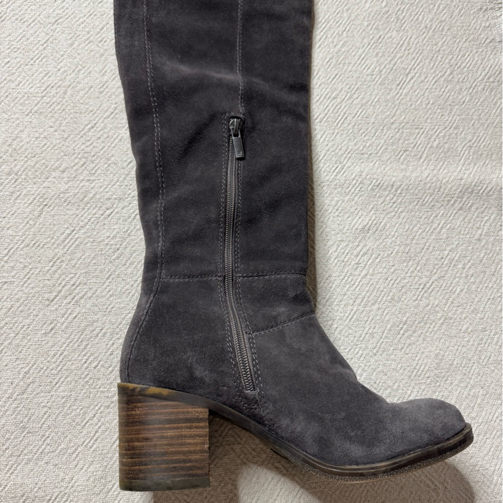 Lucky Brand Ramsden Dark Grey Suede Over the Knee Boots 7 - Picture 3 of 12